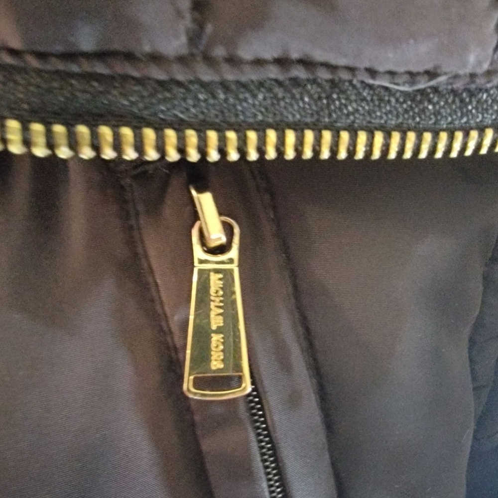Michael Kors Woman's Winter Down Jacket Size Small length Mid Thigh - Picture 9 of 9
